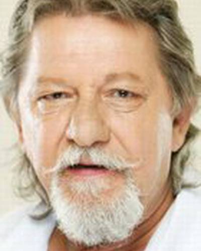 Себастьян Папаяни фото