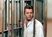 Кадр Посторонний