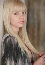 Dara Sisterhen фото