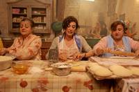 Кадр И куда мы теперь?