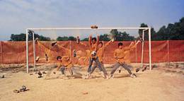 Кадр из фильма "Убойный футбол" - 2