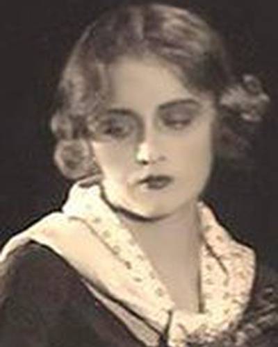 Александра Зорина фото