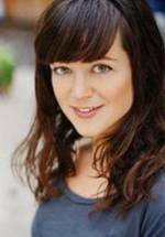 Кэти Холлэнд фото