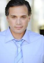 Tommy Villafranca фото