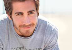 Джейк Джилленхол ищет работу в тизере фильма «Стрингер»