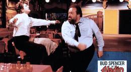 Кадр из фильма "Аладдин" - 2