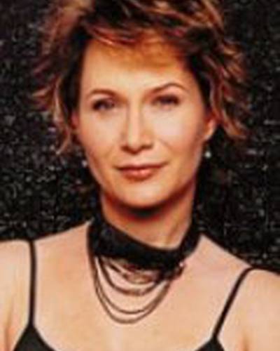 Моника Дионне фото