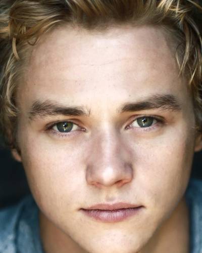 Бен Харди фото