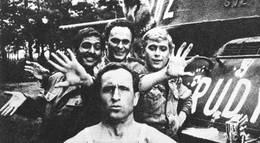 Кадр из фильма "Четыре танкиста и собака" - 1