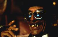 Кадр Черная кошка, белый кот