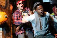 Кадр Уважаемые белые люди