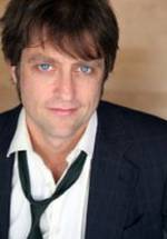 Кристофер Хелтай фото