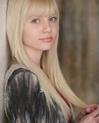 Dara Sisterhen фото