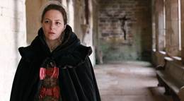 Кадр из фильма "Монахиня" - 2