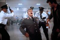 Кадр Красная жара