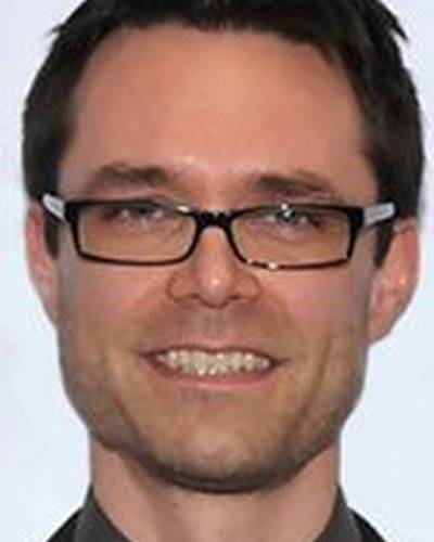 Дэвей Холмс фото