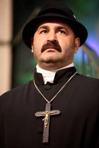 Кадр Священная бутыль 2