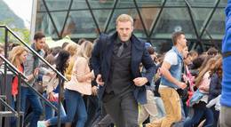 Кадр из фильма "Шпионка" - 1