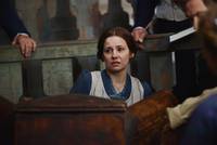 Кадр Повитуха