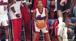 Кадр из фильма "Как Майк" - 1