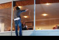 Кадр Поцелуй сквозь стену