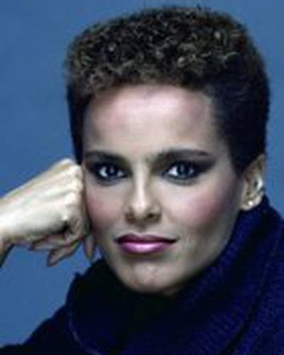 Шари Белафонте фото