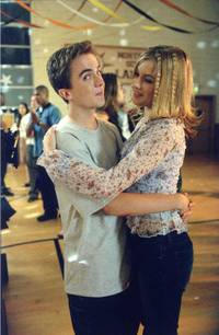 Кадр Малкольм в центре внимания