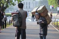 Кадр Tôkyô ni kita bakari