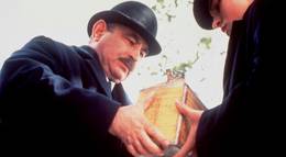 Кадр из фильма "Секретный агент" - 1