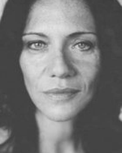 Анни Финстерер фото