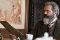 Кадр Профессор и безумец