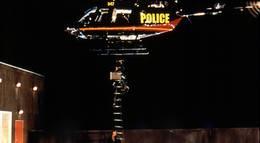 Кадр из фильма "Сквозные ранения" - 2