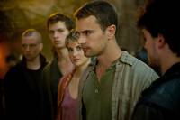 Кадр Дивергент, глава 2: Инсургент