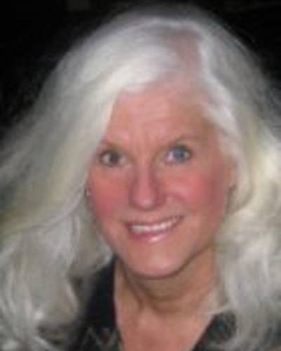 Клаудия Адамс фото