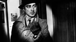 Кадр из фильма "Спиной к стене" - 1