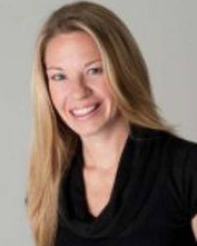 Julie Ufema фото