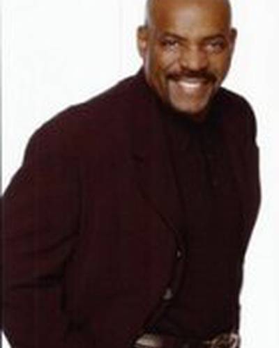 Джеймс Чисем фото