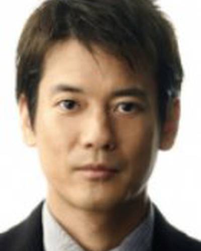 Тосиаки Карасава фото