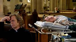 Кадр из фильма "Суррогат" - 2