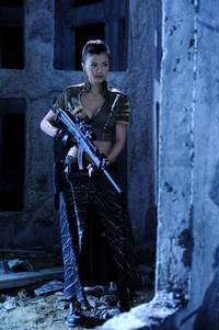 Кадр Обнаженный солдат