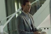 Кадр Я, Алекс Кросс