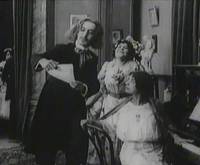 Кадр Дядюшкина квартира