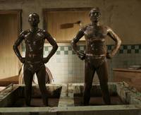 Кадр Малкольм в центре внимания