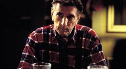 Кадр из фильма "Великан" - 2