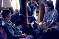 Кадр Малкольм в центре внимания