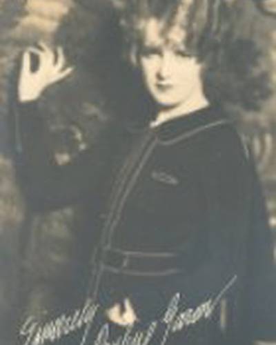 Полин Гарон фото