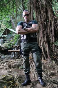 Кадр Разборка в Маниле