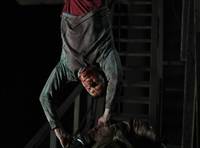 Кадр Добыча