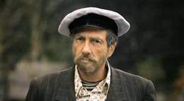 Кадр из фильма "Любовь и голуби" - 1