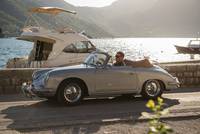 Кадр Человек ноября